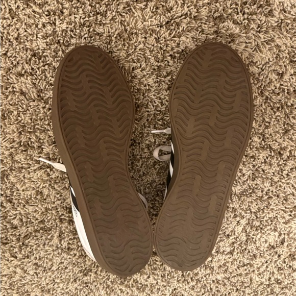 Adidas VI Court Women's Sneakers - Picture 5 of 5